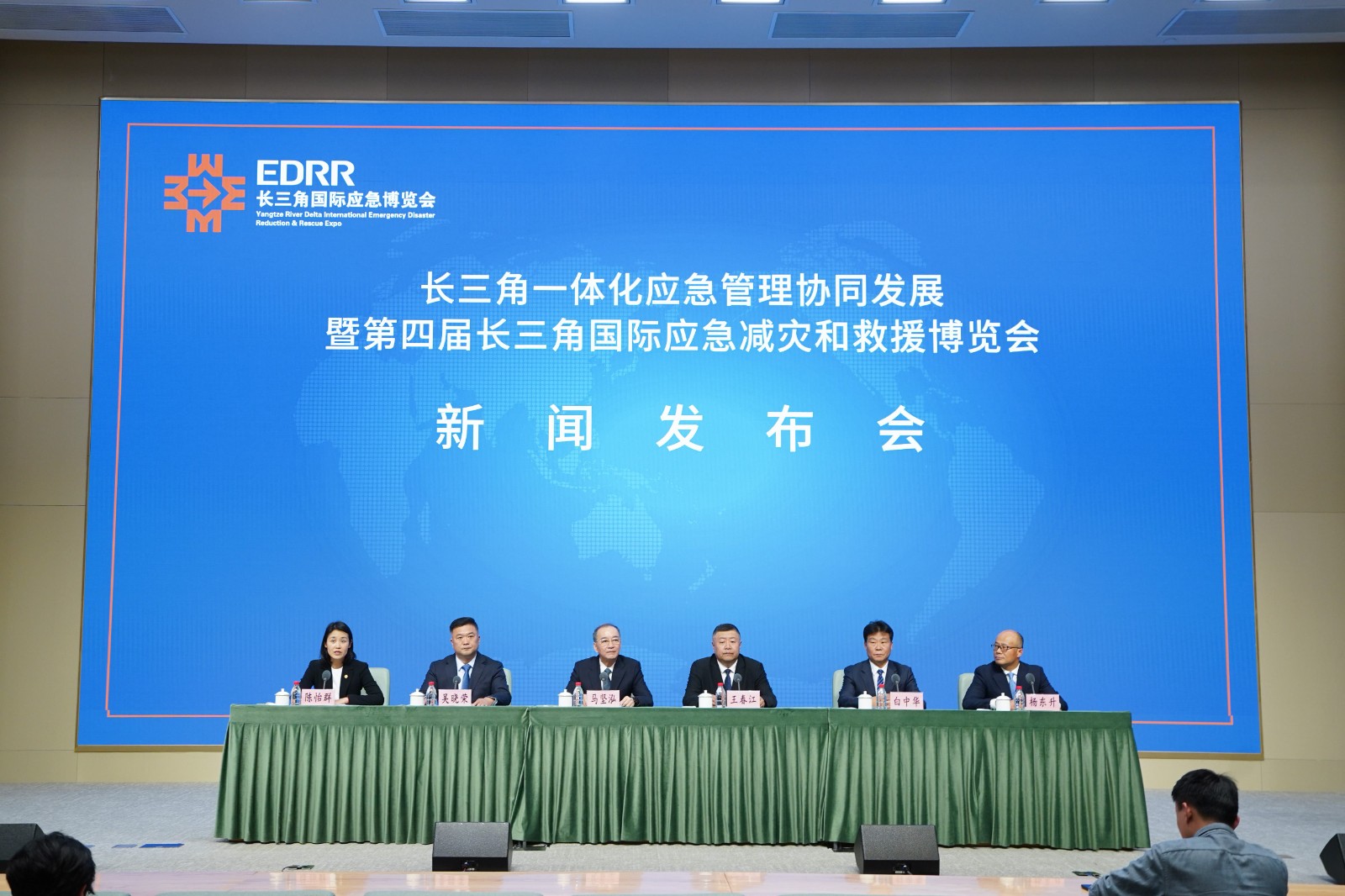 de51d6c67b891beca0fdccf7acd9782.jpg